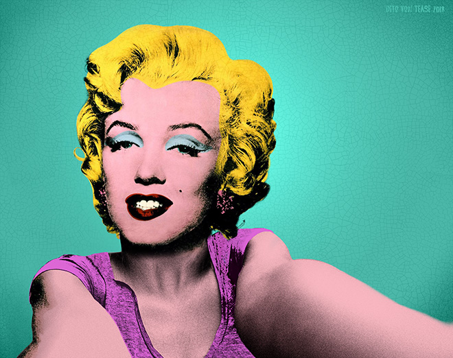 Marilyn Monroe selfie.