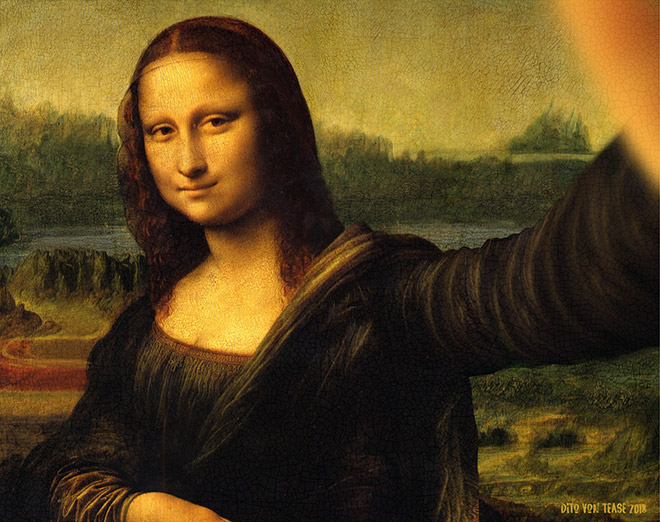 Mona Lisa selfie.