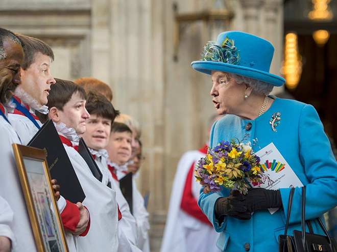 Trump photoshopped as Queen.