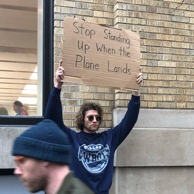 MAKE A SIGN AND PROTEST Funny-random-protest-signs8